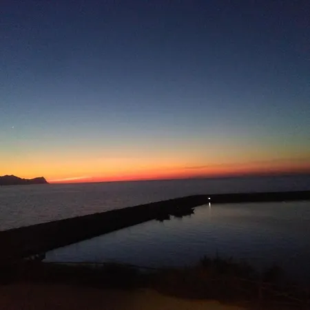 La Stanza Vicino Al Mare , Una Camera Da Letto E Bagno Con Balcone Vista Mare 아파트 발레스트라테