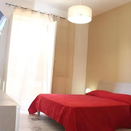 아파트 La Stanza Vicino Al Mare , Una Camera Da Letto E Bagno Con Balcone Vista Mare *